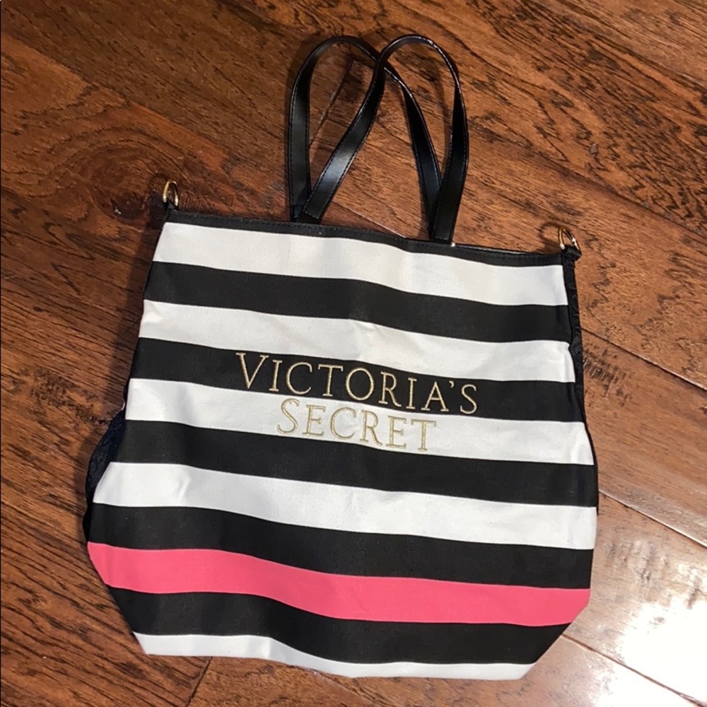 SALE‼️3/$15 Victoria secret tote
